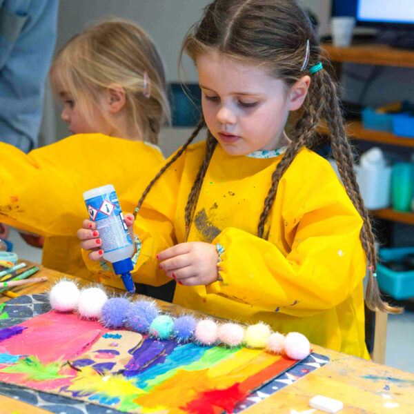 Mini kunstclub vrijdag 15:00 -16:00